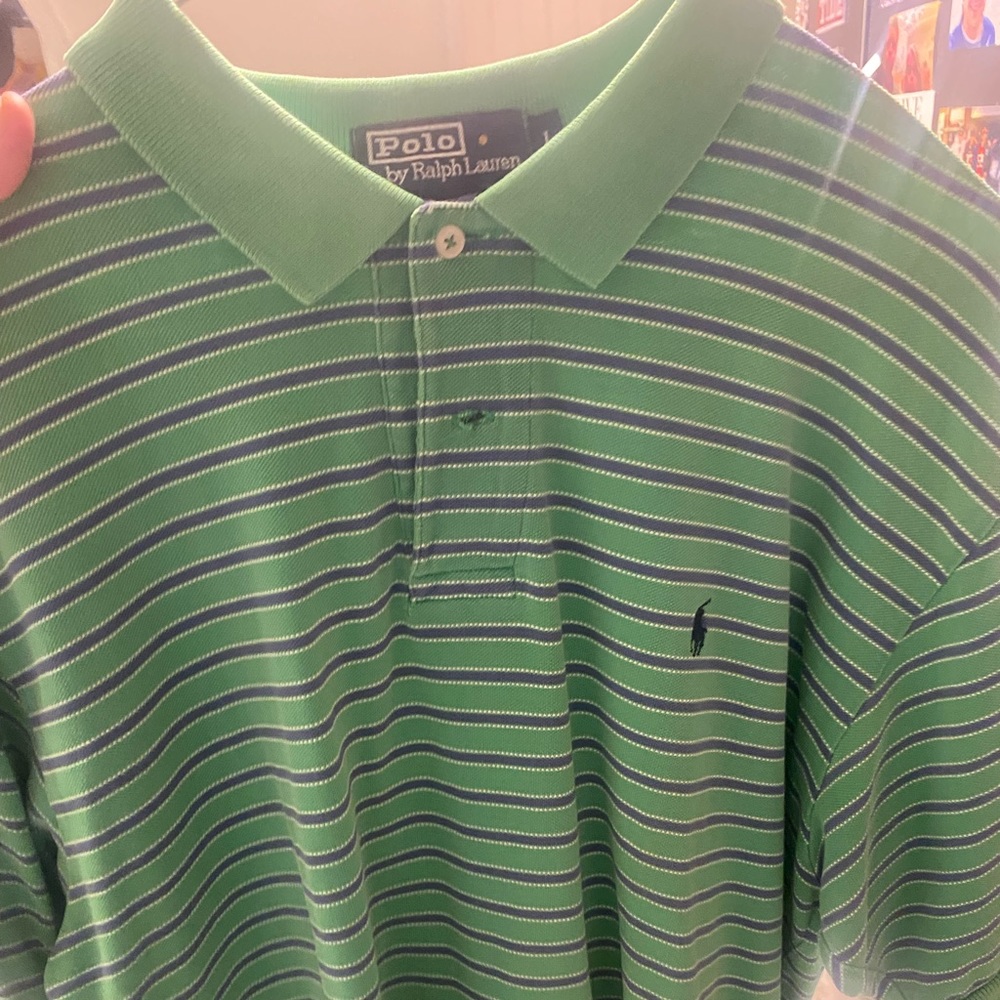 Mens Polo, size XL, little worn as you can see a few small holes